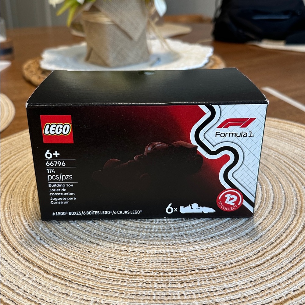 LEGO Formula Racing Car Collection - Picture 4 of 8